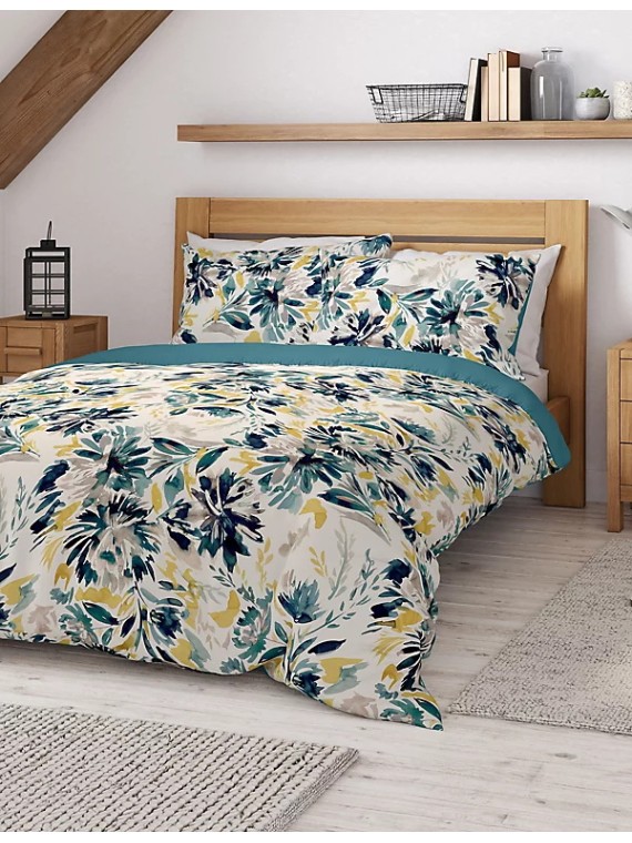 Cotton Rich Narrow Striped Bedding Set